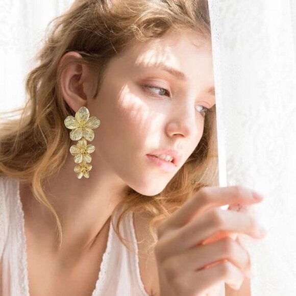 Bohemian Daisy Flower Matte Floral Petal Drop Dangle Earrings 3 Layered Tiered f - Picture 4 of 6